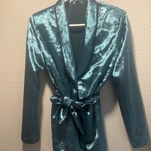 Women’s 2 piece suit